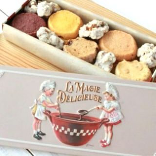 ハッピーツインズ缶 クッキー缶 お菓子のミカタ(菓子/デザート)