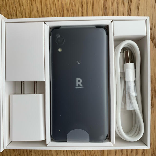 Rakuten(ラクテン)の【新品】楽天ミニ Rakuten Mini スマホ/家電/カメラのスマートフォン/携帯電話(スマートフォン本体)の商品写真