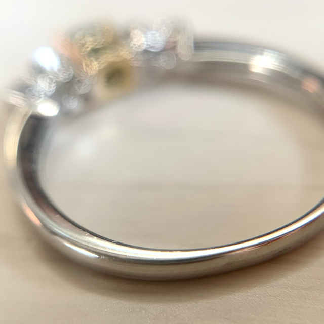 【美品】デマントイドガーネット0.25ct　ダイヤモンド0.20ctリング　指輪 レディースのアクセサリー(リング(指輪))の商品写真