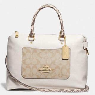 コーチ(COACH)の【完売品】新品・未使用 エマ サッチェル シグネチャー キャンバス ディテール(ショルダーバッグ)