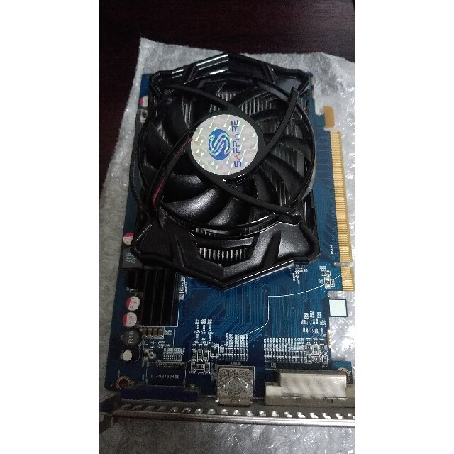 グラフィックボード　Radeon HD5670 3