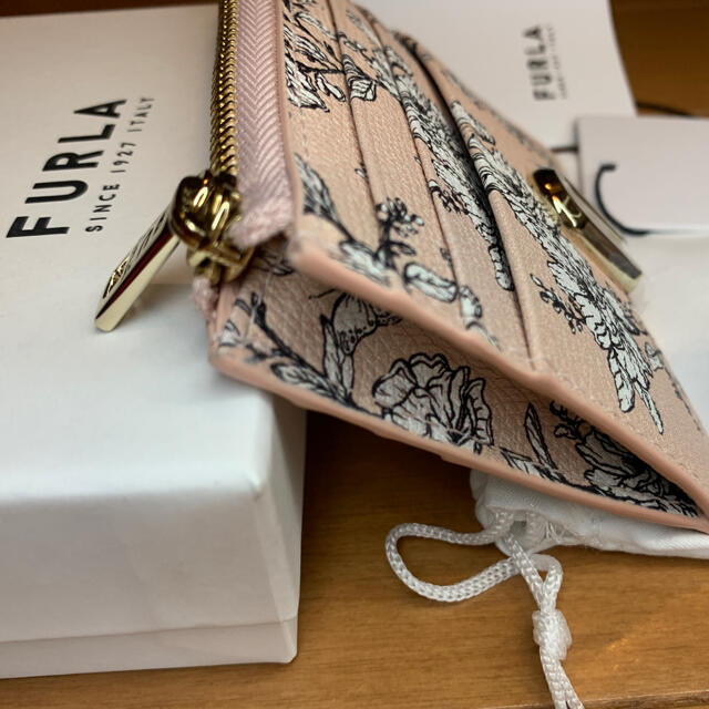 Furla(フルラ)のフルラFURLAコンパクト財布カードケース花柄 レディースのファッション小物(財布)の商品写真