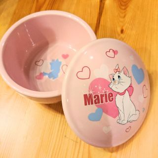 ディズニー(Disney)のマリーちゃん　陶器の小物入れ(小物入れ)