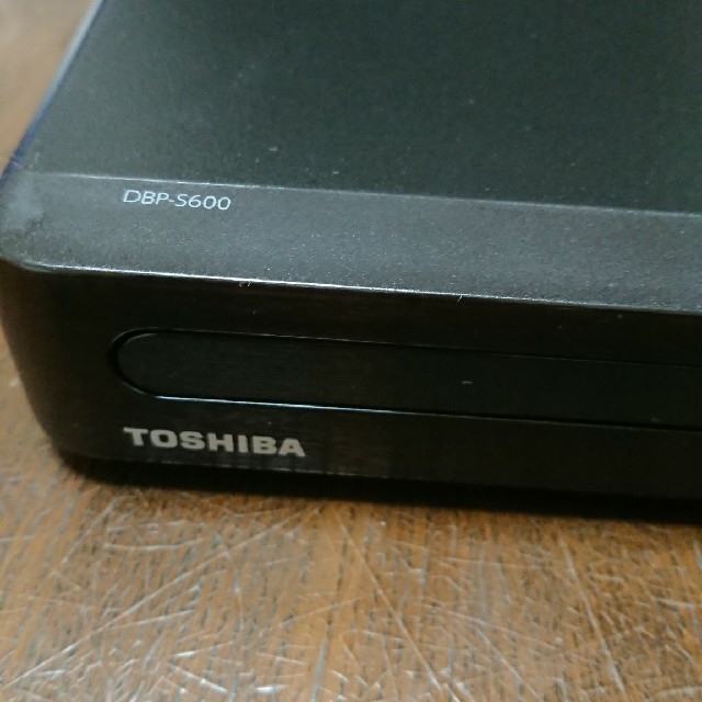 東芝(トウシバ)のTOSHIBA ブルーレイプレーヤー DBP-S600 スマホ/家電/カメラのテレビ/映像機器(ブルーレイプレイヤー)の商品写真