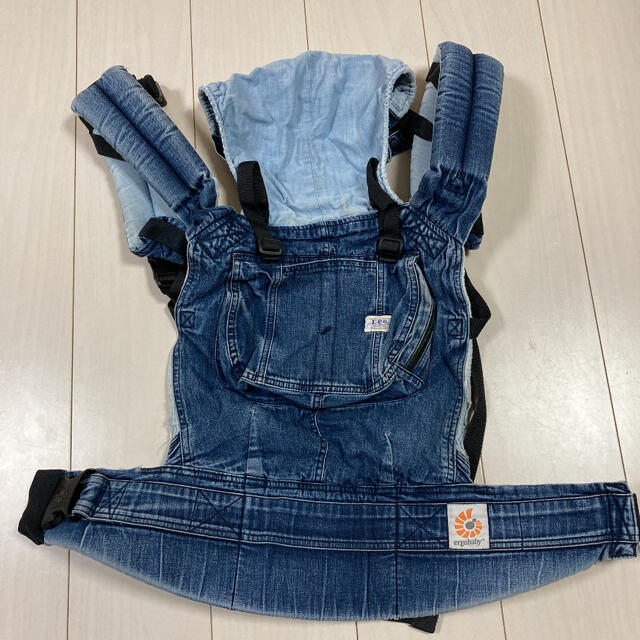 好評受付中 売り切り値段 新品未使用 タグ付き エルゴLeeコラボ デニム