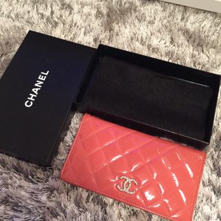 シャネル(CHANEL)のぴろり様専用♡CHANEL  財布 ピンク  エナメルマトラッセ(長財布)