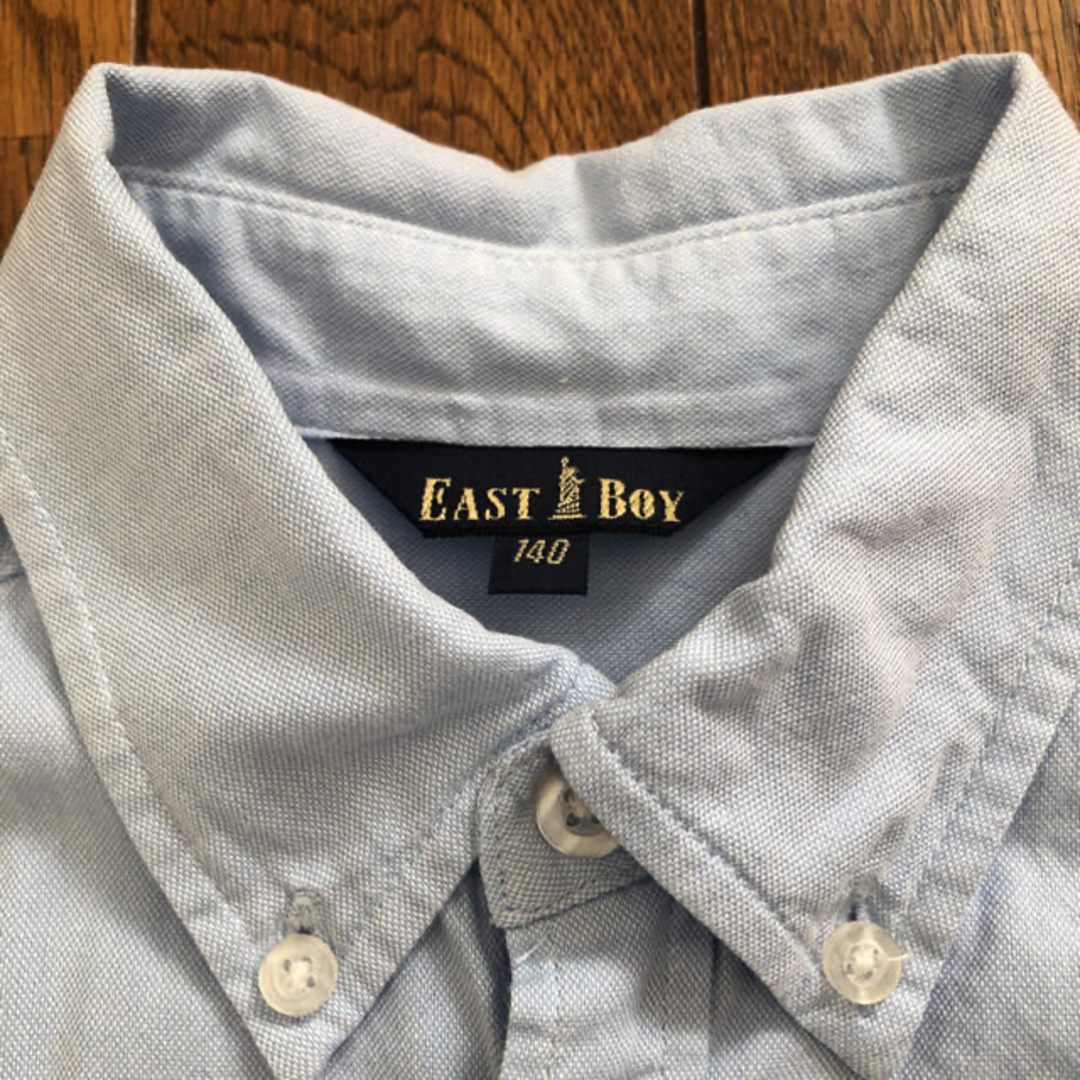 EASTBOY(イーストボーイ)のイーストボーイ  シャツ   140 キッズ/ベビー/マタニティのキッズ服男の子用(90cm~)(Tシャツ/カットソー)の商品写真