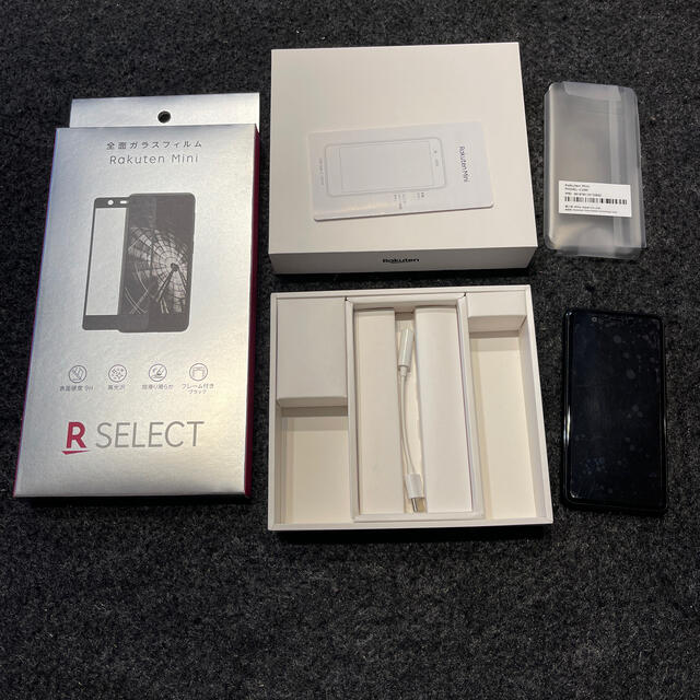 Rakuten(ラクテン)のRakuten mini 美品 スマホ/家電/カメラのスマートフォン/携帯電話(スマートフォン本体)の商品写真