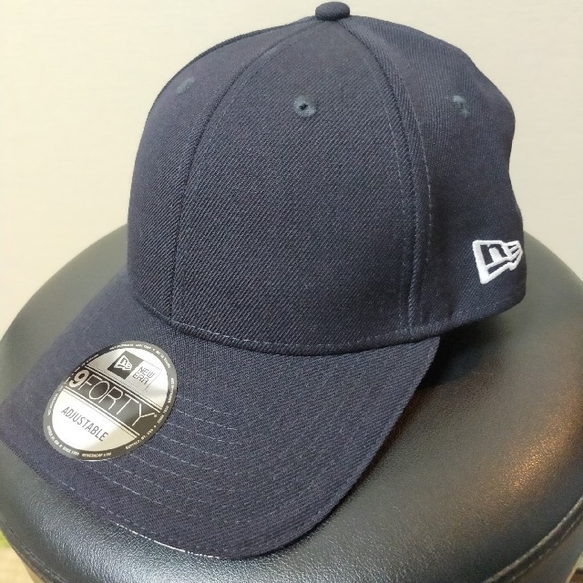 NEW ERA(ニューエラー)のNEW ERA 9FORTY ニューエラ ロゴ サンドウィッチバイザー　ネイビー メンズの帽子(キャップ)の商品写真