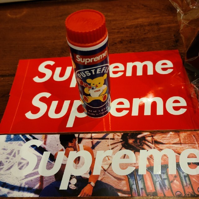 Supreme(シュプリーム)の7-5/8 Supreme Champions Box Logo New Era メンズの帽子(キャップ)の商品写真