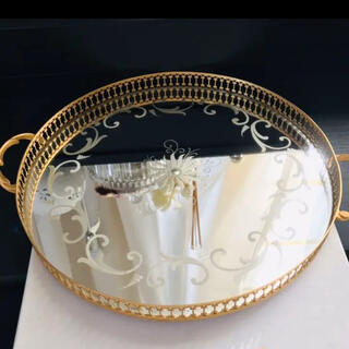 マイセン(MEISSEN)のゴールド真鍮　ミラー鏡　持ち手付きトレイ　サルヴァ(食器)