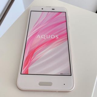 シャープ(SHARP)のAQUOS SHV40 Android スマホモック(スマートフォン本体)