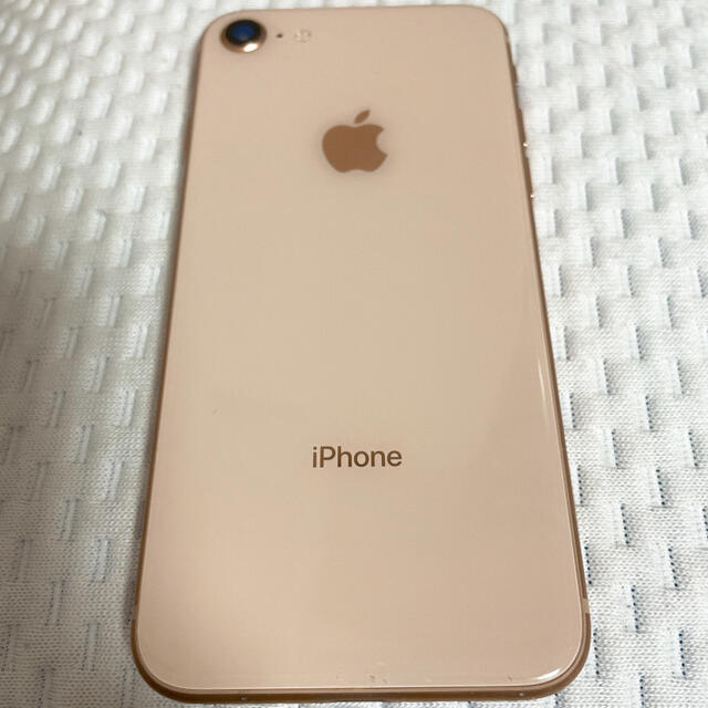 SIMフリー　iPhone8 64G GOLD