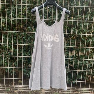 アディダス(adidas)のadidasキャミワンピース(ひざ丈ワンピース)