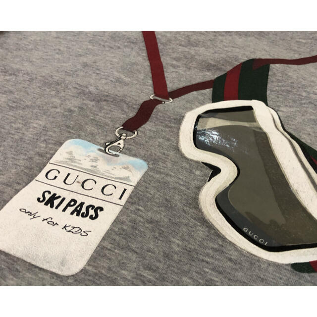 Gucci(グッチ)のP family様☆美品☆GUCCI kids☆パーカー☆6 キッズ/ベビー/マタニティのキッズ服男の子用(90cm~)(Tシャツ/カットソー)の商品写真