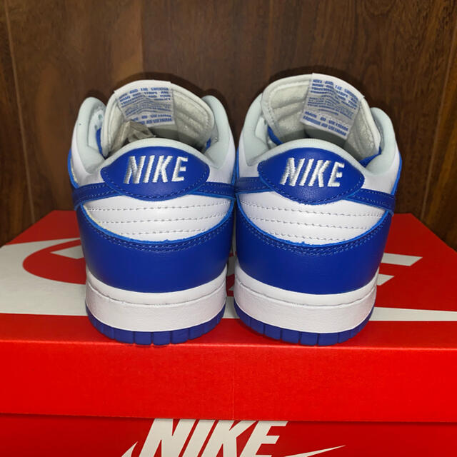 NIKE(ナイキ)のNIKE DUNK LOW SP KENTUCKY ナイキ ダンク ケンタッキー メンズの靴/シューズ(スニーカー)の商品写真