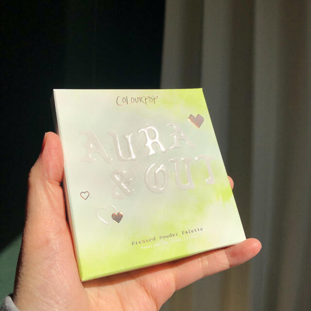 colourpop(カラーポップ)のColourpop Aura & Out コスメ/美容のベースメイク/化粧品(アイシャドウ)の商品写真