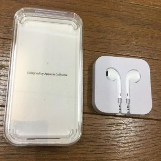 アップル(Apple)の未使用新品iPod touch用イヤホン。(ヘッドフォン/イヤフォン)