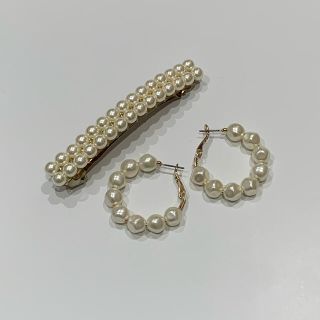 エイチアンドエム(H&M)のピアスヘアクリップセット(バレッタ/ヘアクリップ)