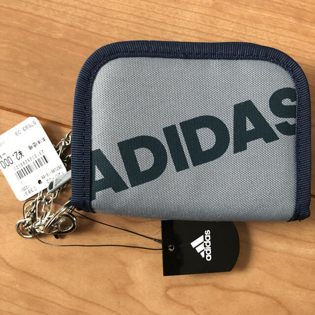 adidas(アディダス)の新品未使用　アディダス　ウォレット財布メンズ二つ折り男の子メンズ キッズ/ベビー/マタニティのキッズ/ベビー/マタニティ その他(その他)の商品写真