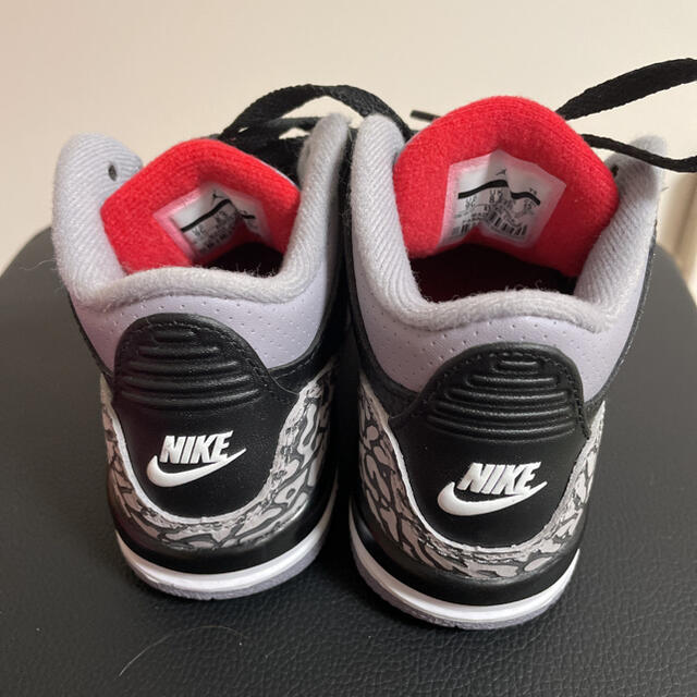 NIKE(ナイキ)の激レア　15cmキッズ　Nike AIRJORDAN3 レトロ　ブラックセメント キッズ/ベビー/マタニティのキッズ靴/シューズ(15cm~)(スニーカー)の商品写真