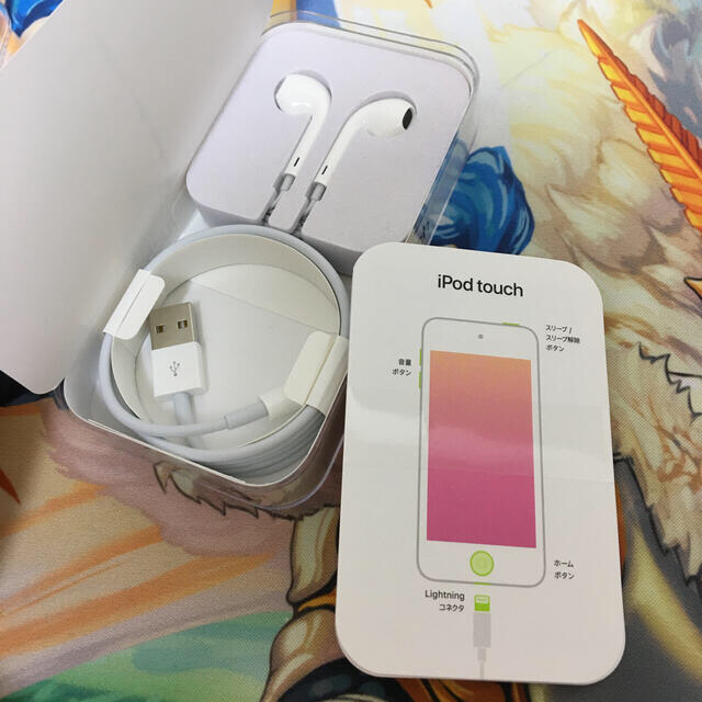 iPod touch(アイポッドタッチ)のiPod touch 第7世代 32GB スペースグレー専用 kuroさん専用 スマホ/家電/カメラのオーディオ機器(ポータブルプレーヤー)の商品写真