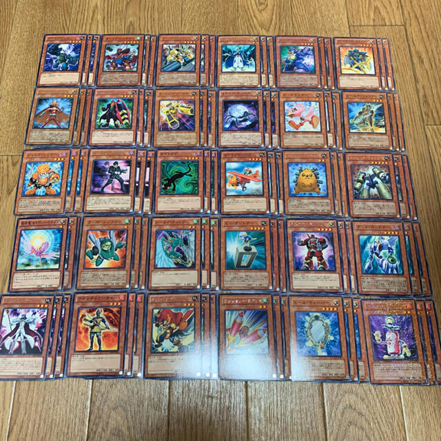 遊戯王 - 遊戯王 遊星デッキ 翌日発送可能!の通販 by なかでぃ 遊戯王 - 遊戯王 遊星デッキ 翌日発送可能!の通販 by なかでぃ