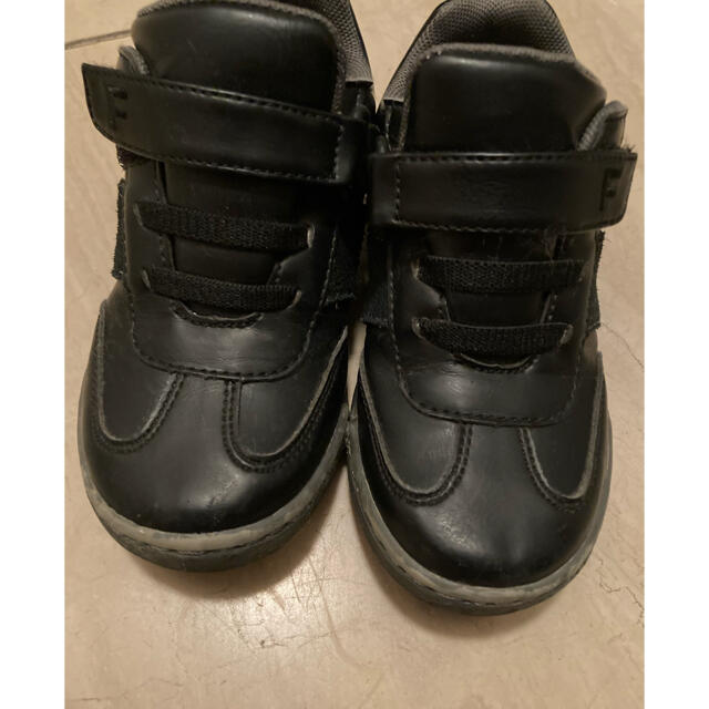 familiar(ファミリア)のファミリア  フォーマル  スニーカー　黒　靴　17  キッズ/ベビー/マタニティのキッズ靴/シューズ(15cm~)(フォーマルシューズ)の商品写真