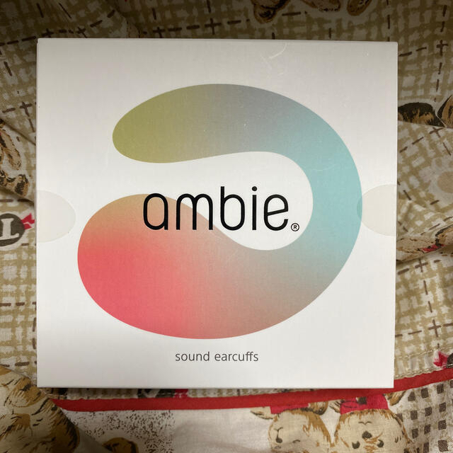 ambie sound earcuffs（アンビー サウンドイヤカフ）  スマホ/家電/カメラのオーディオ機器(ヘッドフォン/イヤフォン)の商品写真