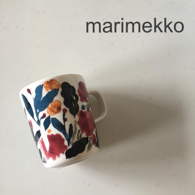 marimekko(マリメッコ)の新品未使用  マリメッコ   マグカップ  ヒュフマ インテリア/住まい/日用品のキッチン/食器(食器)の商品写真