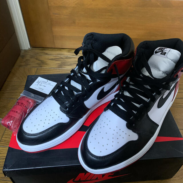 NIKE AIR JORDAN 1 RETRO HIGH OG blacktoe