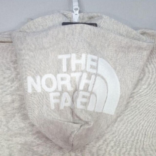 THE NORTH FACE(ザノースフェイス)のノースフェイス パーカー オートミール Ｌサイズ メンズのトップス(パーカー)の商品写真