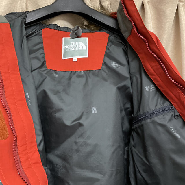 THE NORTH FACE(ザノースフェイス)のお値下げ！THE NORTH FACEダウンジャケット　ピカンテレッド レディースのジャケット/アウター(ダウンジャケット)の商品写真