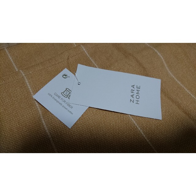 ZARA HOME(ザラホーム)の新品ZARAHOMEクッションカバー インテリア/住まい/日用品のインテリア小物(クッションカバー)の商品写真