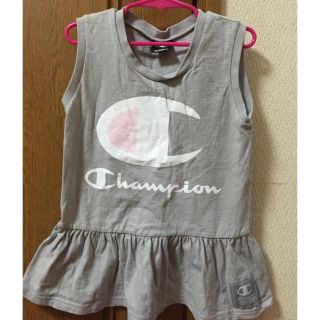 チャンピオン(Champion)のチャンピオンフリルペプラムチュニックしまむら人気即完売品(Tシャツ/カットソー)