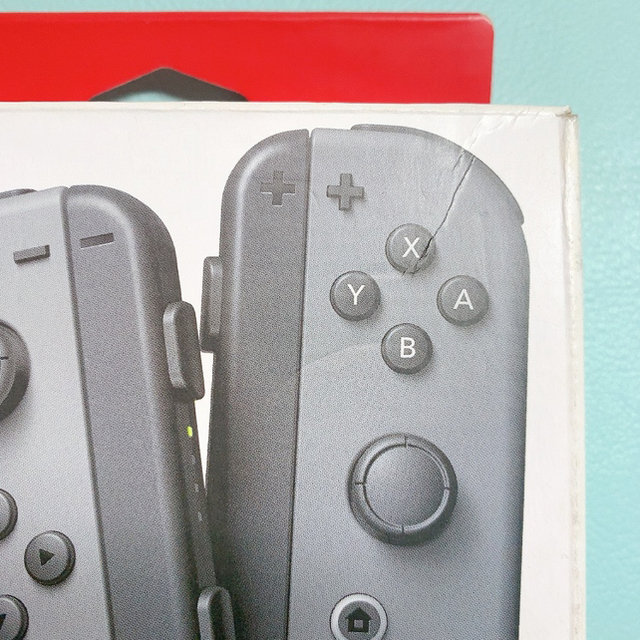 Nintendo Switch(ニンテンドースイッチ)の箱あり 廃盤グレー Switch 左右 ジョイコンJoy-Con エンタメ/ホビーのゲームソフト/ゲーム機本体(その他)の商品写真