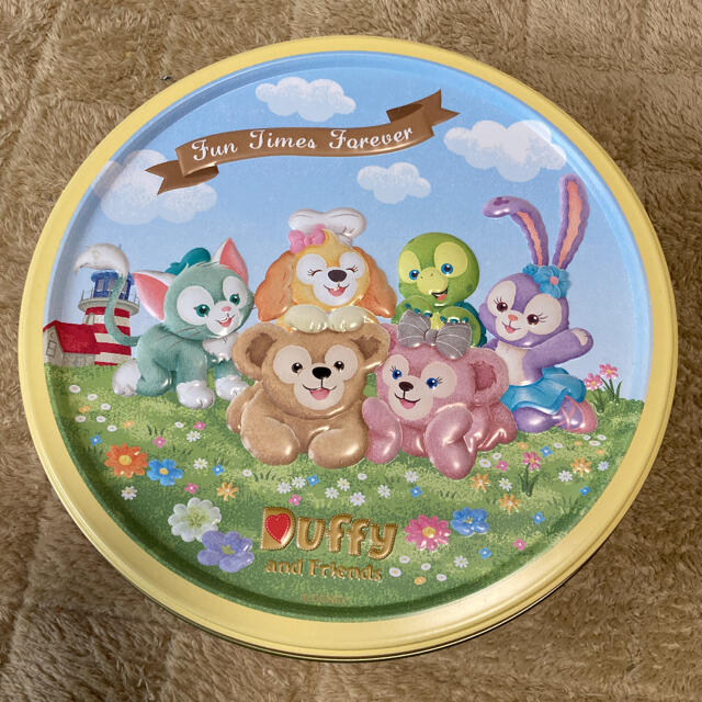 Disney(ディズニー)の【東京ディズニーシー限定】ダッフィー＆フレンズ Say cheese! 缶のみ エンタメ/ホビーのおもちゃ/ぬいぐるみ(キャラクターグッズ)の商品写真