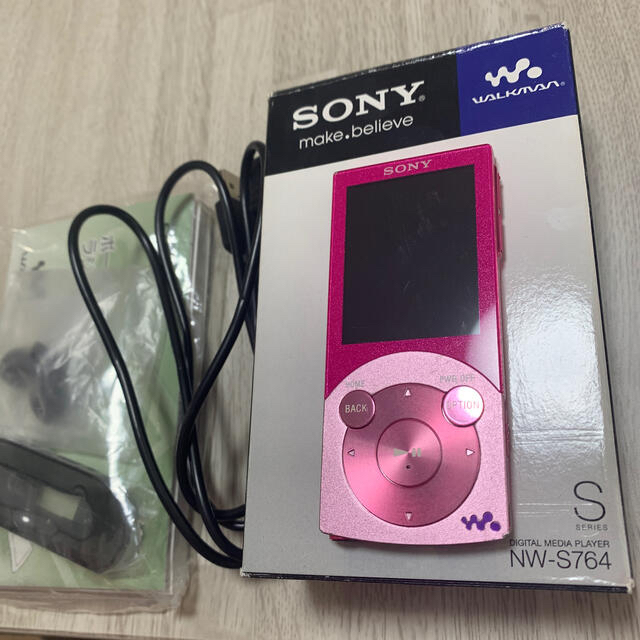 WALKMAN(ウォークマン)の【トナカイ様専用】SONY WALKMAN ウォークマン スマホ/家電/カメラのオーディオ機器(ポータブルプレーヤー)の商品写真