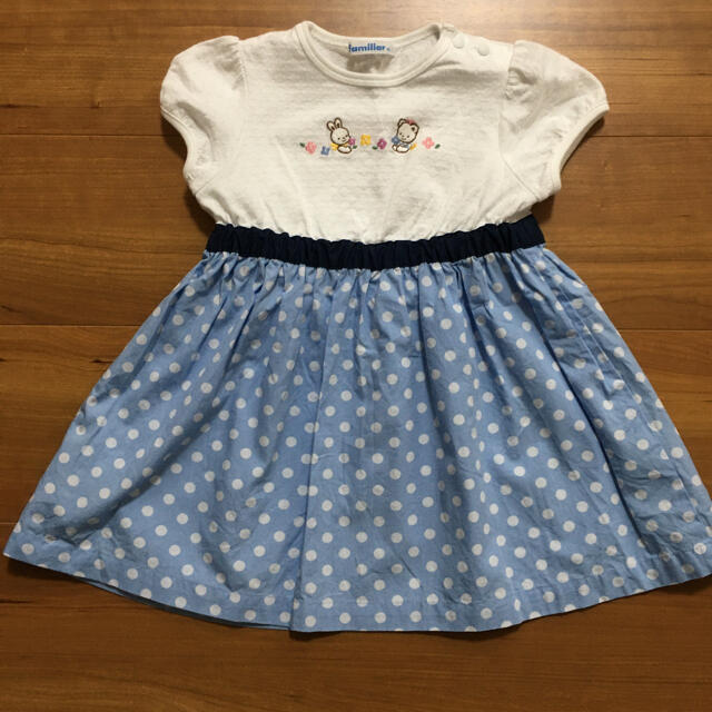 familiar(ファミリア)の[a＿a様専用❗️]ファミリア　ワンピース90 現行品 キッズ/ベビー/マタニティのキッズ服女の子用(90cm~)(ワンピース)の商品写真