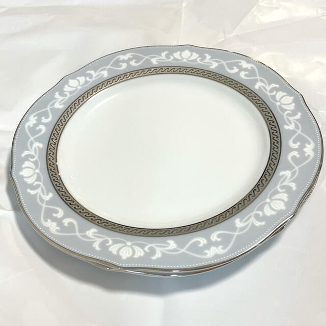 Noritake(ノリタケ)のNoritake ノリタケ　ハンプシャープラチナ　2枚セット インテリア/住まい/日用品のキッチン/食器(食器)の商品写真