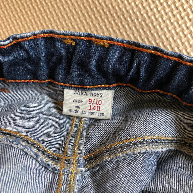 ZARA(ザラ)のZARAデニムパンツ140 キッズ/ベビー/マタニティのキッズ服男の子用(90cm~)(パンツ/スパッツ)の商品写真