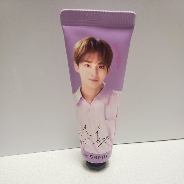 the saem(ザセム)のSEVENTEEN ミンギュ ハンドクリーム コスメ/美容のボディケア(ハンドクリーム)の商品写真