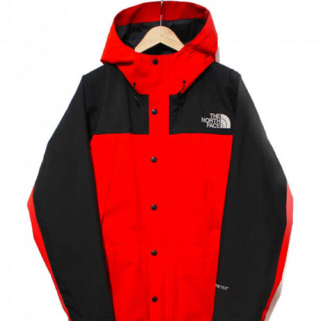 The North face マウンテンライトジャケット レッド