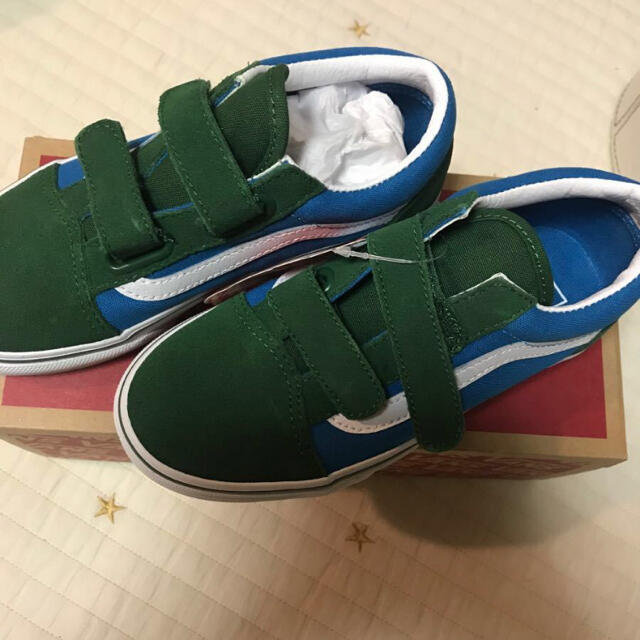 VANS(ヴァンズ)のvans オールドスクール キッズ/ベビー/マタニティのキッズ靴/シューズ(15cm~)(スニーカー)の商品写真