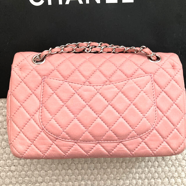 CHANEL(シャネル)のはなさんお取置き:シャネル　マトラッセ　クラシックフラップ　25 ピンク レディースのバッグ(ショルダーバッグ)の商品写真