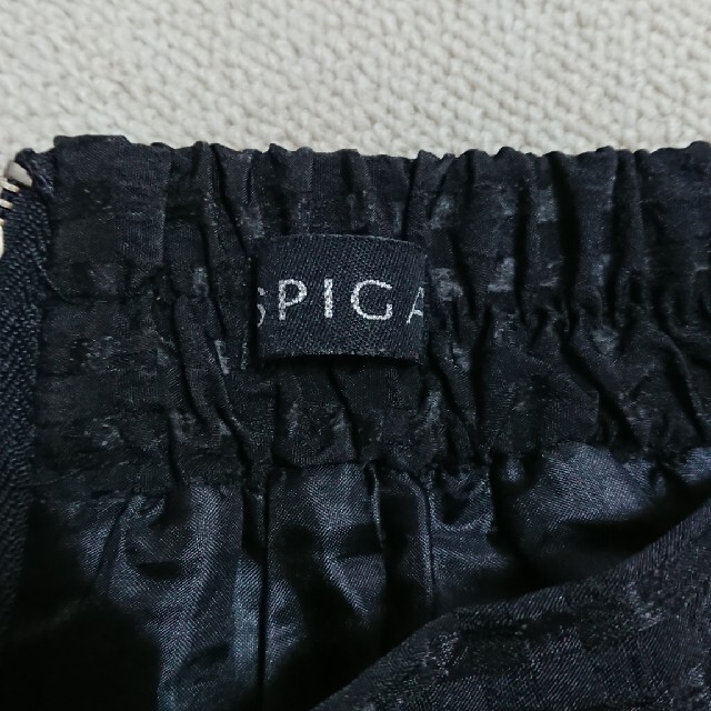 SPIGA(スピーガ)のSPIGA スカート 未使用 レディースのスカート(ひざ丈スカート)の商品写真