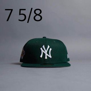 ニューエラー(NEW ERA)のNY yankees new era green 7 5/8 ツバ裏ピンク(キャップ)