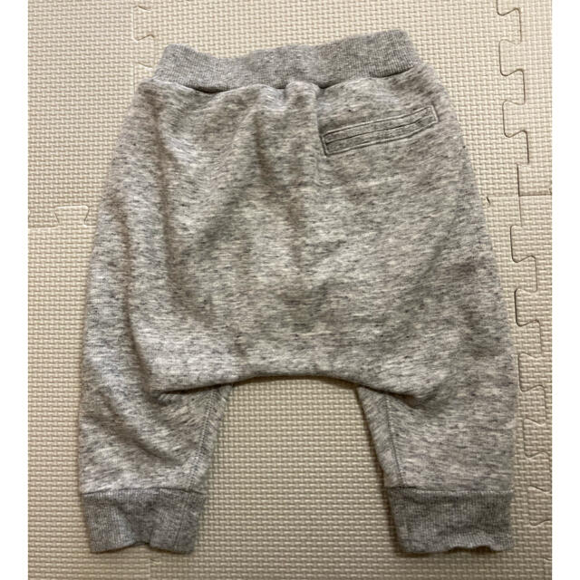 UNIQLO(ユニクロ)のUNIQLO BABY 80 パンツ スウェット モンキーパンツ  キッズ/ベビー/マタニティのベビー服(~85cm)(パンツ)の商品写真