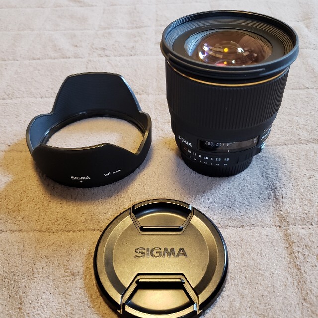 SIGMA 24mm F1.8 EX DG MACRO (Fマウント) スマホ/家電/カメラのカメラ(レンズ(単焦点))の商品写真