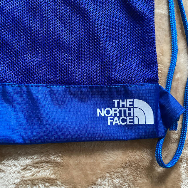 THE NORTH FACE(ザノースフェイス)のTHE NORTH FACE/キッズ用A4サイズナップサック キッズ/ベビー/マタニティのこども用バッグ(リュックサック)の商品写真